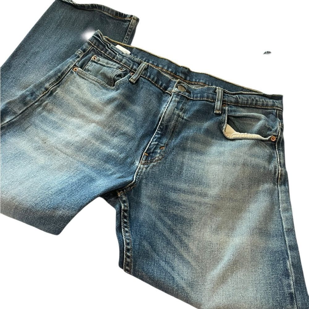 Levi Strauss 34 x 30 relaxed fit straight leg see pics